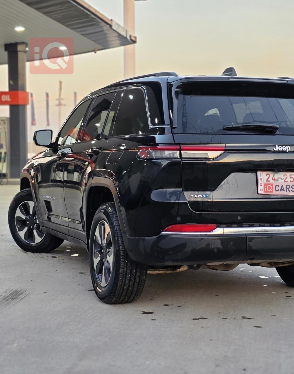 جيب جراند شيروكي